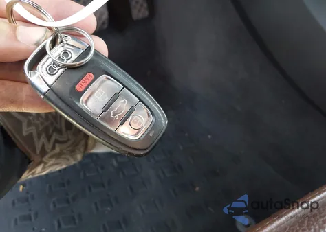 2013 Audi Q5 2.0T Premium from USA, damaged, VIN WA1LFAFP9DA020876